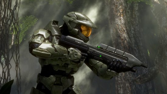 Best Xbox One games: Master Chief aiming his weapon to the side in Halo The Master Chief Collection.