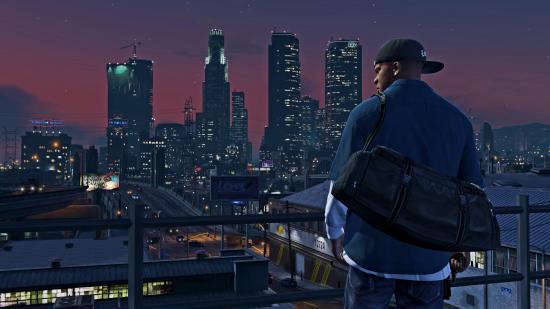 Franklin from GTA 5 stood in front of the city at night