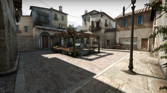 CS:GO Italy removed: A market place selling fruit in a cobbled Italian street in CS:GO
