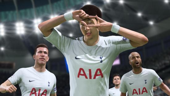 Son makes a photo sign with his hands celebrating a goal in FIFA 22