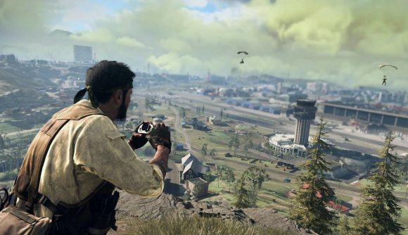 A player looks across the battlefield using binoculars in Call of Duty: Warzone