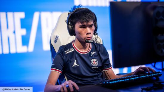 PSG Talon League of Legends botlaner Unified at Worlds 2021