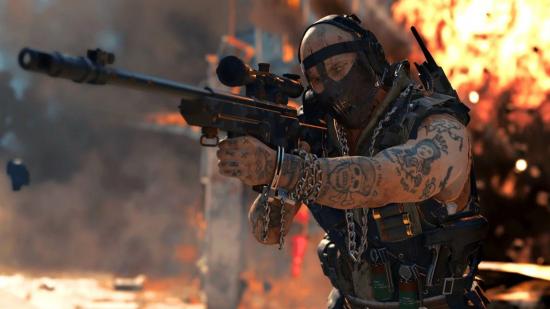 call of duty warzone tips: A sniper aims