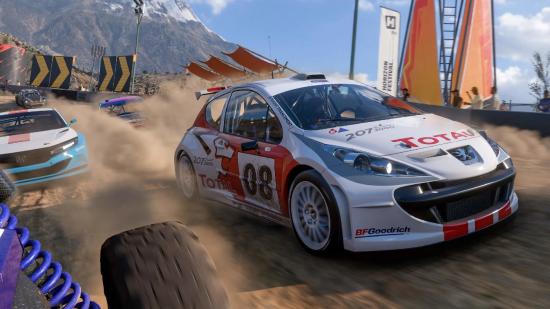 Forza Horizon 5 2 Player Split-Screen: a car can be seen racing alongside opponents in a dirt race.