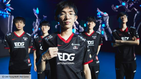 LoL Worlds 2021: EDward Gaming at the 2021 League of Legends World Championship
