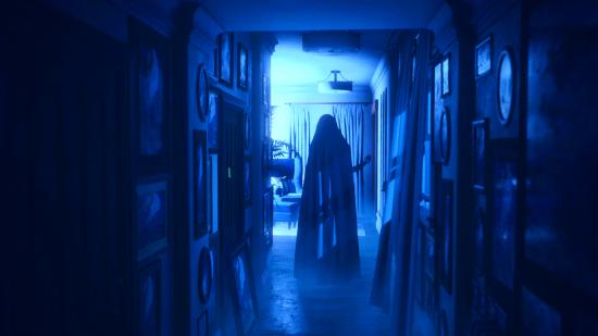 Luto PT inspired horror game: a terrifying ghostly bed sheet haunt a bright blue hallway