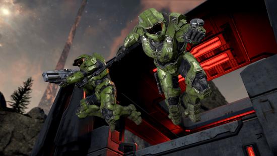 Halo Infinite campaign co-op area of operations: Two master chief jump to the floor