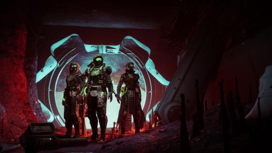 destiny 2 centipede error code three guardians standing together in a dark dungeon