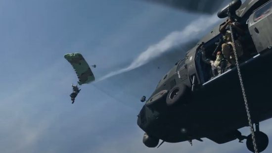 Modern Warfare 2 Invasion: Multiple players can be seen jumping from a helicopter