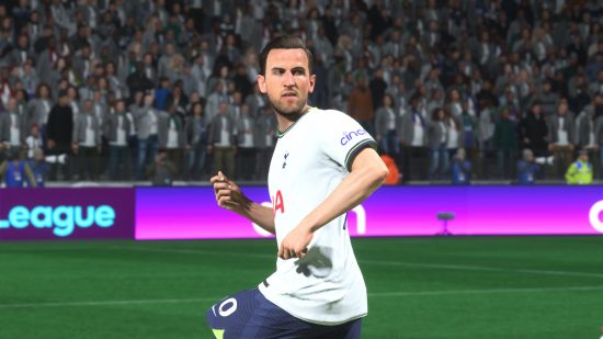 FIFA 23 cheapest players high-rated: Harry Kane looks over his shoulder as he makes a run for the ball