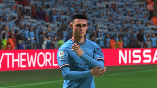 FIFA 23 division rivals rewards web app: Foden touches his elbow on the pitch