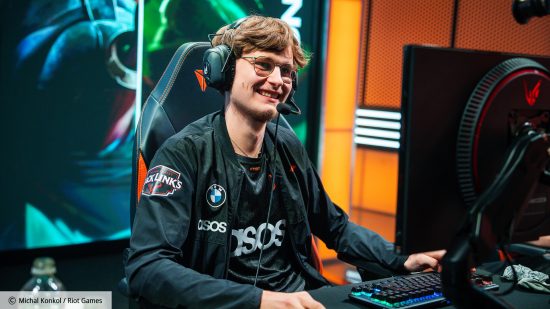 League of Legends Worlds 2022 Fnatic Upset and Hylissang cleared to play: Upset while playing for Fnatic