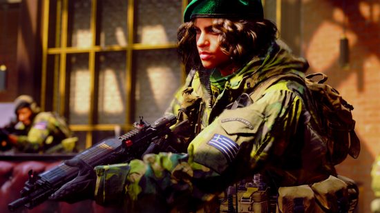 Warzone 2 changes 7 you dind't know: an image of a female soldier in a beret