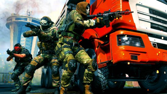 Warzone 2 changes 7 you didn't know: three soliders stacking up by a truck