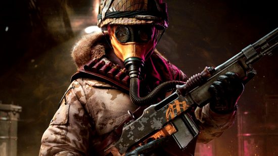 Warzone Best Loadout of the Week JGOD UGM PPSh: an image of a man in a gas mask holding an LMG