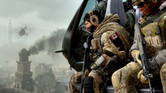 How to get a Modern Warfare 2 nuke: Two players can be seen on a helicopter