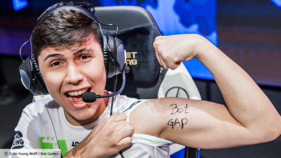 League of Legends Worlds 2022 LOUD defeats Fnatic: Brance with "Bot Gap" written on his bicep