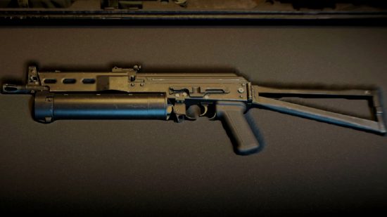 Modern Warfare 2 Minibak loadout: an image of the SMG in a crate