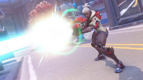 Overwatch 2 Best DPS Characters: Sojourn can be seen firing her weapons