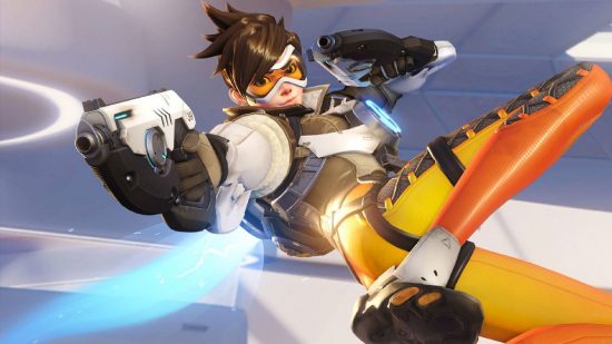 Overwatch Server Shutdown: Tracer can be seen