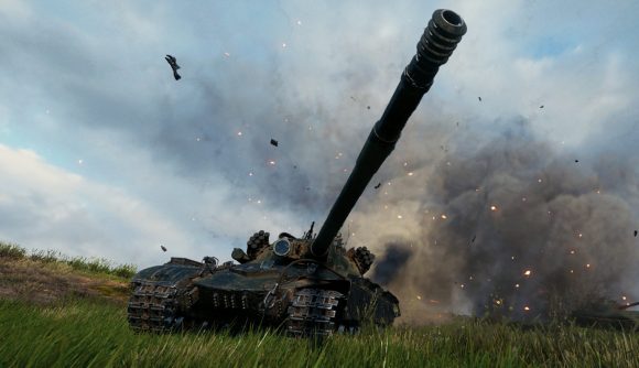 Free shooting games: World of Tanks. Image shows a tank on the battlefield.
