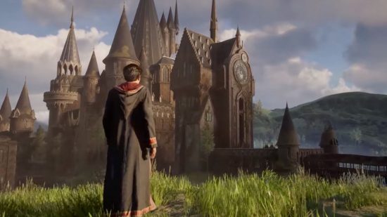 Hogwarts Legacy Best House: A student can be seen in front of HOgwarts
