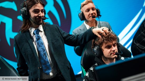 League of Legends LEC Mad Lions Carzzy interview: Mac playing with Carzzy's hair while he competes in the 2023 Winter Split