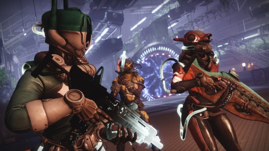 Destiny 2 Season of the Deep weapons: A Titan, Warlock, and Hunter walking through the H.E.L.M with Season 21 weapons in their hands.