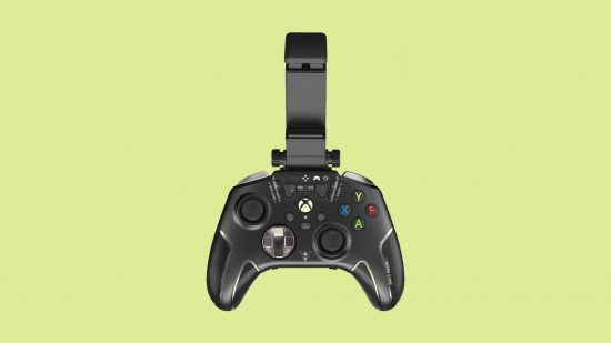 Best Xbox controllers: Turtle Beach Recon Cloud controller.