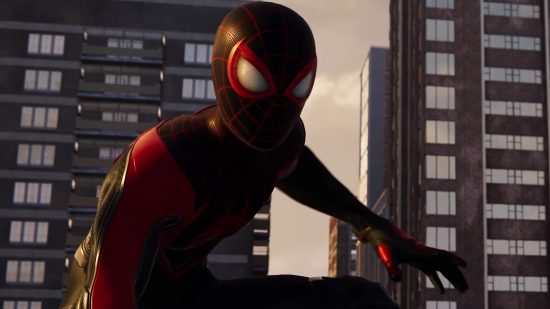 Spider-Man 2 suit color variants: Miles