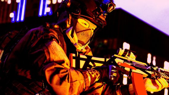 Warzone Vondel golden guns: an image of a solider in yellow light from the FPS