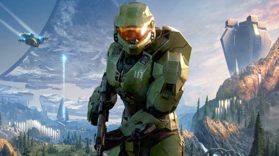 Best Xbox multiplayer games: Master Chief in his trademark green armor