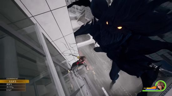 Kingdom Hearts movie live-action: Sora running up a building next to a Darkside