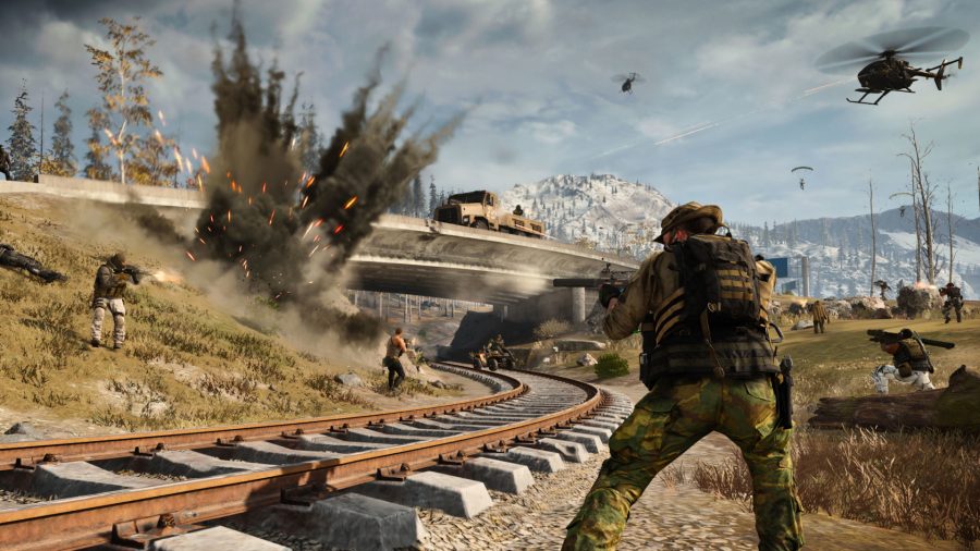 Warzone tips: Players fight across a train track in Verdansk