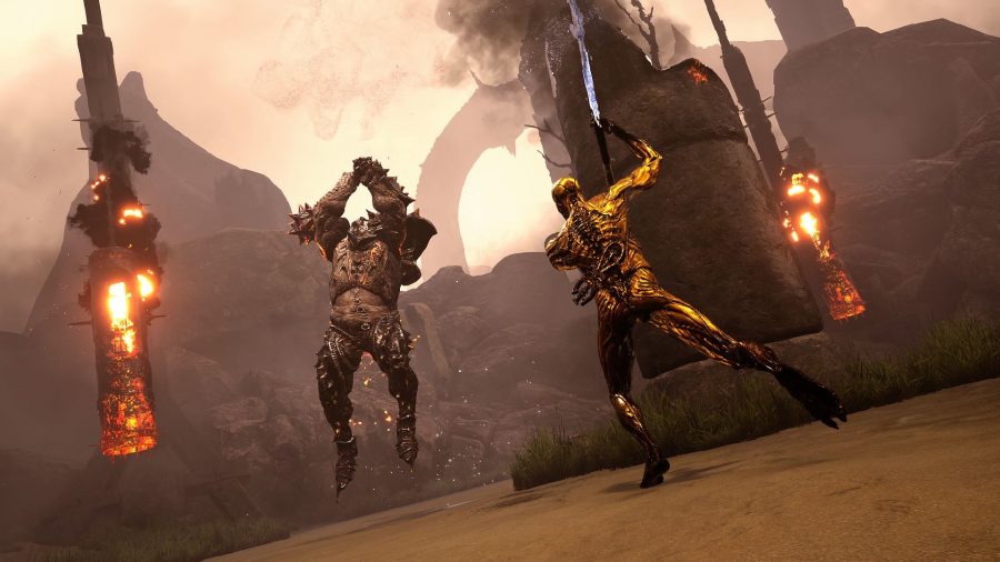 PS Plus December 2021: The player character can be seen attacking an enemy in a desert environment.