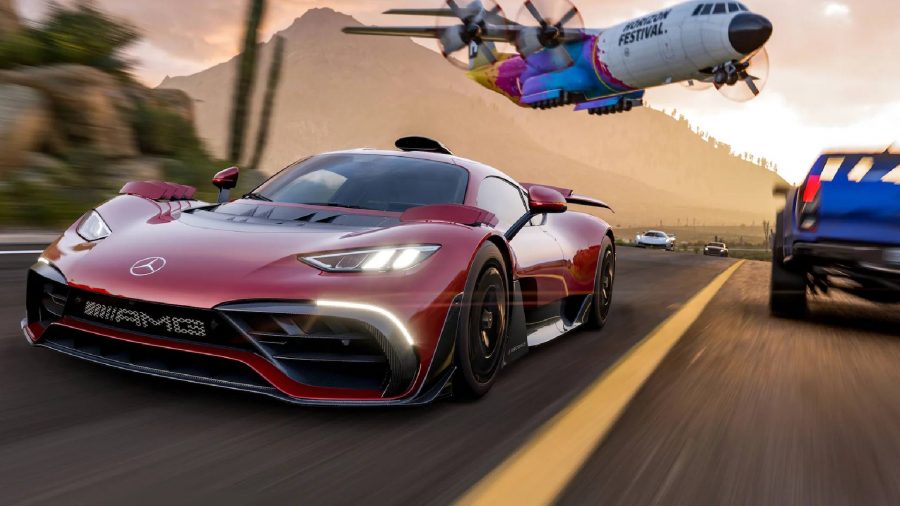 Forza Horizon 5 Best Handling Car: a vehicle can be seen racing with a jumbo jet flying behind him.