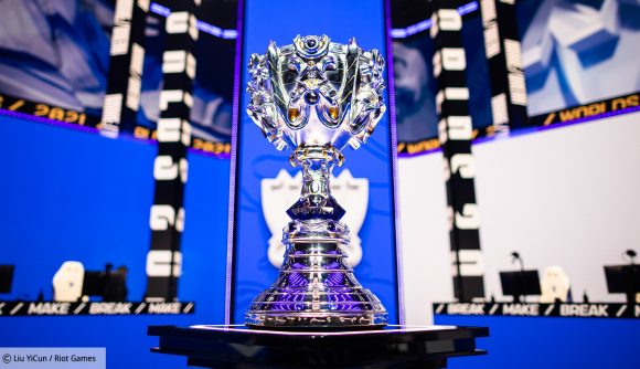 LoL Worlds 2021: the League of Legends World Championship trophy