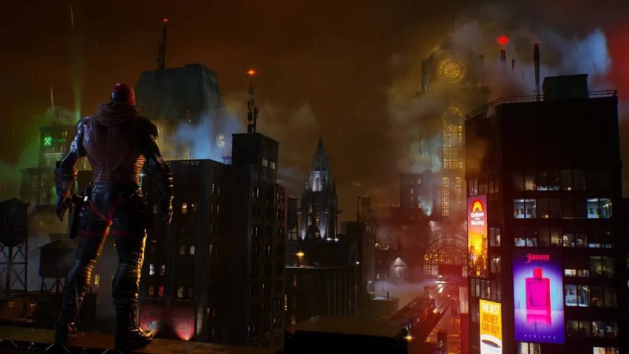 Gotham Knights Co-Op Multiplayer: Red Hood can be seen overlooking Gotham.