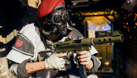 Warzone Season 3 Reloaded release time: An image of a character holding a gun with an ornate gas mask on
