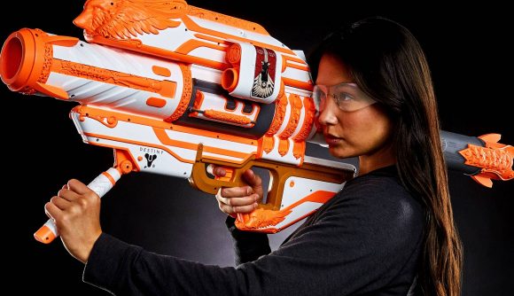 Destiny 2 Gjallarhorn NERF gun: An image of a woman holding the weapon